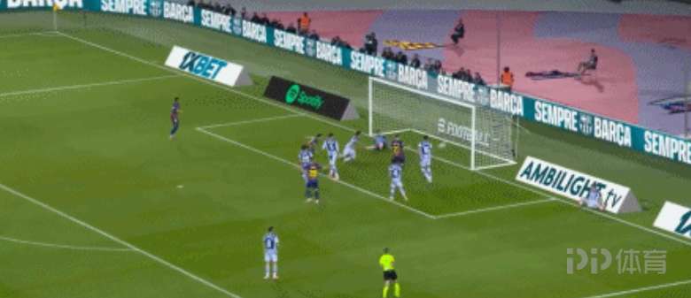 立竿見影！亞馬爾剛剛替補上場就助攻，萊萬破門，巴薩2-1